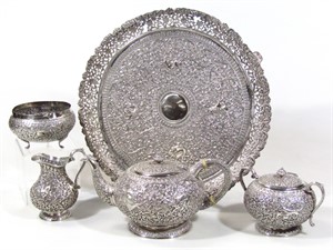 1916 An early 20thC Indian five piece tea service